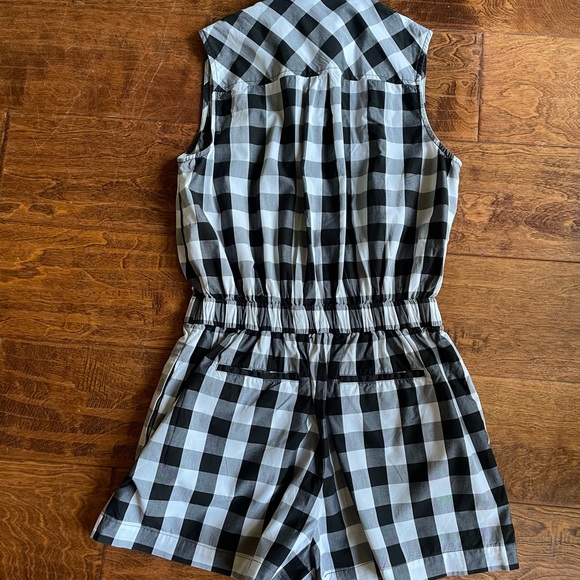 EUC kate spade broome street gingham romper - Picture 3 of 6